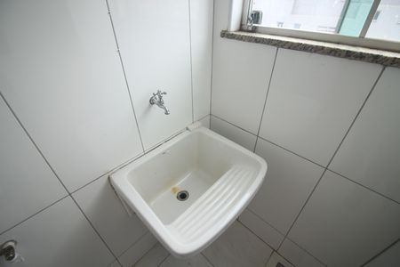 Apartamento para alugar com 81m², 3 quartos e 1 vagaÁrea de Serviço