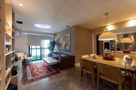 Apartamento à venda com 2 quartos, 88m² em Charitas, Niterói