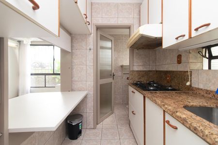 Apartamento à venda com 68m², 2 quartos e 1 vaga Apartamento à venda com 68m², 2 quartos e 1 vagaCozinha e Área de Serviço