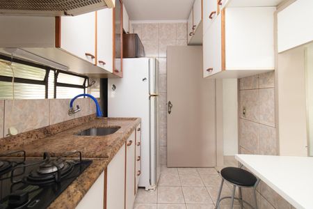 Apartamento à venda com 68m², 2 quartos e 1 vaga Apartamento à venda com 68m², 2 quartos e 1 vagaCozinha e Área de Serviço
