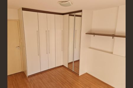 Quarto de apartamento à venda com 2 quartos, 102m² em Icaraí, Niterói