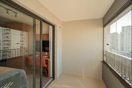 Studio à venda com 30m², 1 quarto e sem vagaVaranda