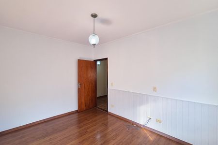 Casa para alugar com 200m², 3 quartos e 4 vagas Casa para alugar com 200m², 3 quartos e 4 vagasQuarto 2