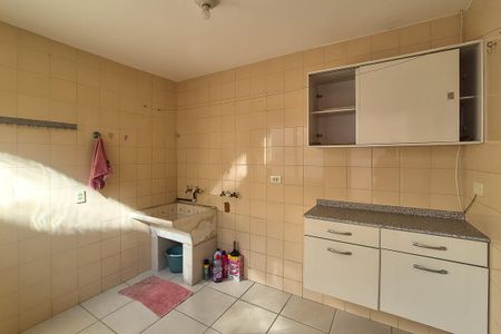 Casa para alugar com 200m², 3 quartos e 4 vagas Casa para alugar com 200m², 3 quartos e 4 vagasÁrea de Serviço
