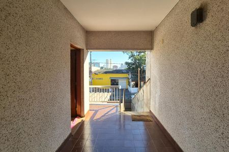 Casa para alugar com 200m², 3 quartos e 4 vagas Casa para alugar com 200m², 3 quartos e 4 vagascorredor