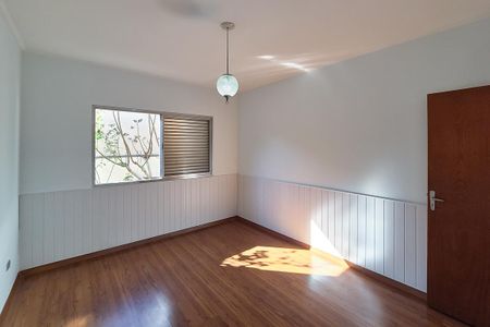 Casa para alugar com 200m², 3 quartos e 4 vagas Casa para alugar com 200m², 3 quartos e 4 vagasQuarto 3