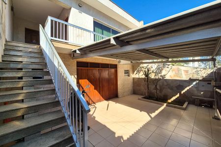 Casa para alugar com 200m², 3 quartos e 4 vagas Casa para alugar com 200m², 3 quartos e 4 vagasGaragem