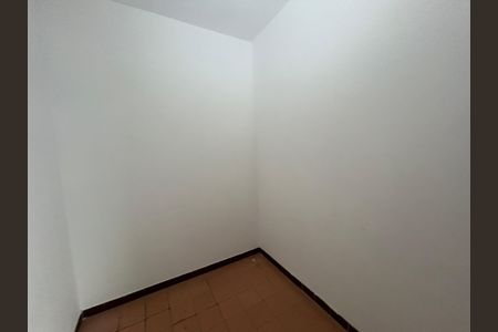 Apartamento para alugar com 78m², 3 quartos e sem vagaQuarto de Serviço