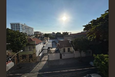 Vista do Quarto 1 de apartamento para alugar com 3 quartos, 78m² em Cascadura, Rio de Janeiro