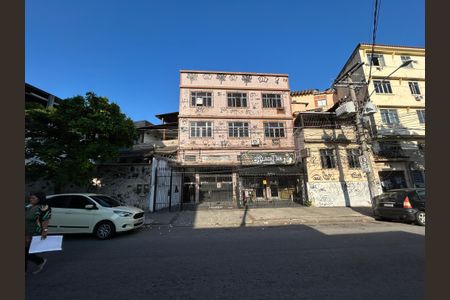 Apartamento para alugar com 78m², 3 quartos e sem vagaFachada
