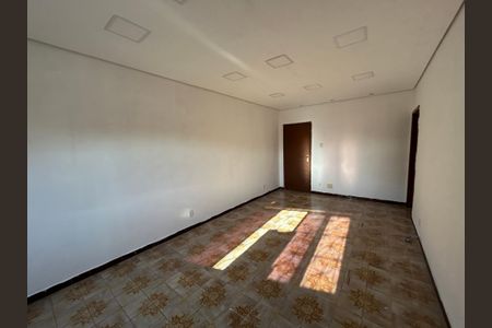 Apartamento para alugar com 78m², 3 quartos e sem vagaSala