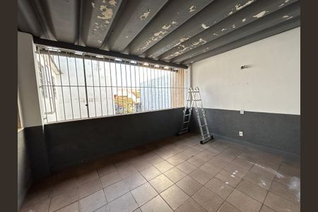 Apartamento para alugar com 78m², 3 quartos e sem vagaÁrea comum