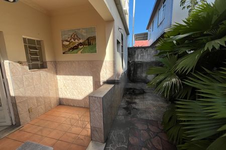 Casa à venda com 52m², 1 quarto e 1 vagaVaranda e quintal