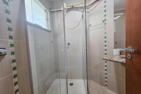Casa de condomínio para alugar com 450m², 4 quartos e 4 vagas
