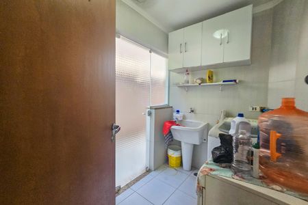 Casa de condomínio para alugar com 450m², 4 quartos e 4 vagas