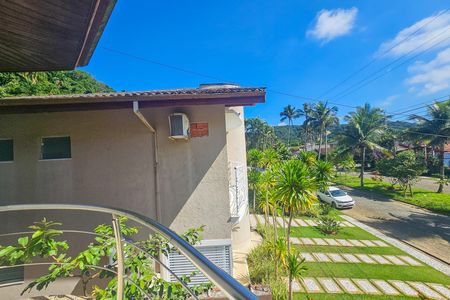 Casa de condomínio para alugar com 450m², 4 quartos e 4 vagas