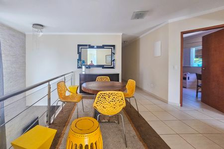 Casa de condomínio para alugar com 450m², 4 quartos e 4 vagas