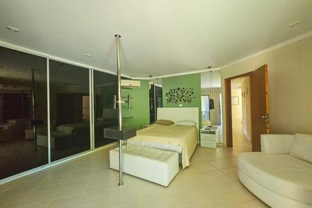 Casa de condomínio para alugar com 450m², 4 quartos e 4 vagas