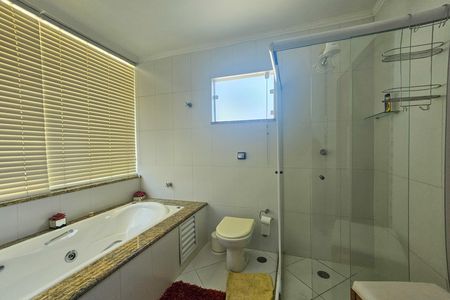 Casa de condomínio para alugar com 450m², 4 quartos e 4 vagas