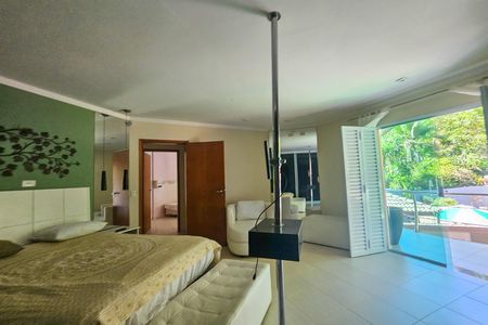 Casa de condomínio para alugar com 450m², 4 quartos e 4 vagas