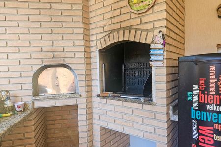 Casa de condomínio para alugar com 450m², 4 quartos e 4 vagas