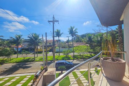 Casa de condomínio para alugar com 450m², 4 quartos e 4 vagas