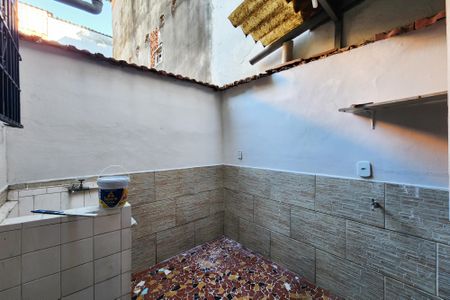 Casa para alugar com 50m², 2 quartos e sem vagaÁrea de Serviço 