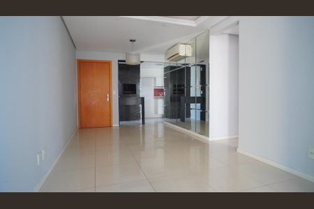 Sala  de apartamento para alugar com 3 quartos, 84m² em Passo D’areia, Porto Alegre