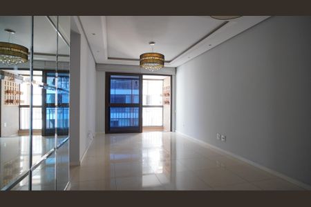 Sala  de apartamento para alugar com 3 quartos, 84m² em Passo D’areia, Porto Alegre