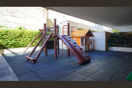 Apartamento para alugar com 84m², 3 quartos e 2 vagasÁrea comum - Playground