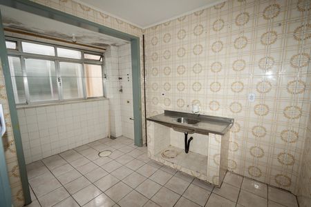 Cozinha de apartamento para alugar com 2 quartos, 77m² em Passo D’areia, Porto Alegre