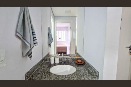 Apartamento à venda com 37m², 2 quartos e sem vaga Apartamento à venda com 37m², 2 quartos e sem vagaBanheiro