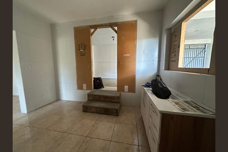 Casa para alugar com 80m², 2 quartos e 2 vagas Casa para alugar com 80m², 2 quartos e 2 vagasCozinha