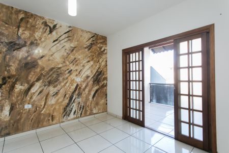 Sala de casa para alugar com 2 quartos, 90m² em Vila Taquari, São Paulo