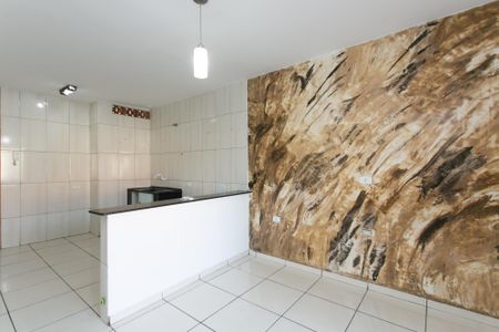 Casa para alugar com 90m², 2 quartos e 1 vaga Casa para alugar com 90m², 2 quartos e 1 vagaSala