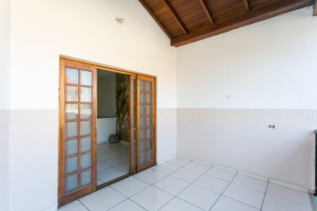Varanda da Sala  de casa para alugar com 2 quartos, 90m² em Vila Taquari, São Paulo