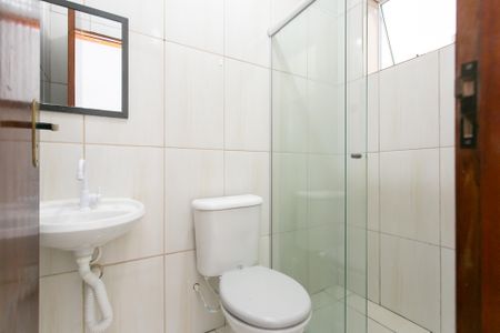Casa para alugar com 90m², 2 quartos e 1 vaga Casa para alugar com 90m², 2 quartos e 1 vagaBanheiro