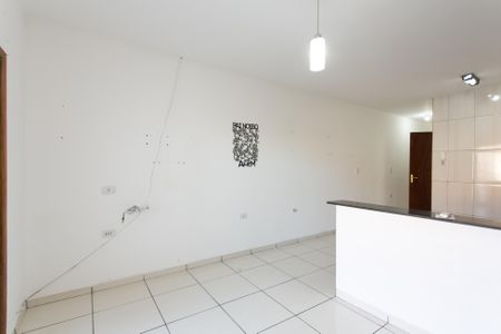 Casa para alugar com 90m², 2 quartos e 1 vaga Casa para alugar com 90m², 2 quartos e 1 vagaSala