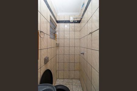 Banheiro da Suíte de casa para alugar com 1 quarto, 30m² em Vila Nova Carolina, São Paulo