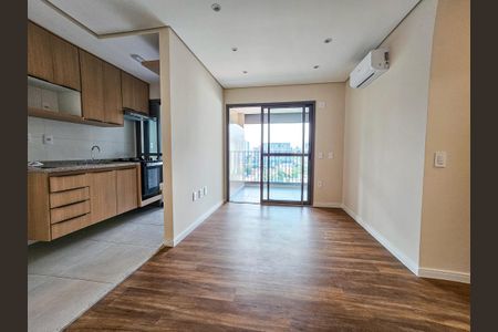 Sala de apartamento para alugar com 2 quartos, 61m² em Santo Amaro, São Paulo