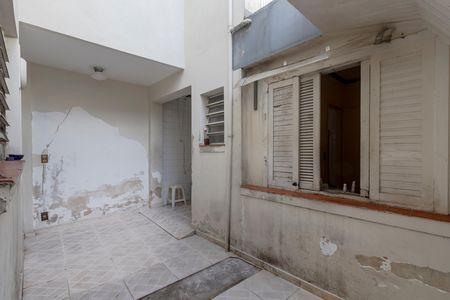 Quintal de casa à venda com 3 quartos, 160m² em Vila Cordeiro, São Paulo
