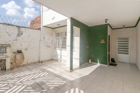 Garagem de casa à venda com 3 quartos, 160m² em Vila Cordeiro, São Paulo