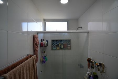 Apartamento à venda com 83m², 3 quartos e 1 vaga Apartamento à venda com 83m², 3 quartos e 1 vagaBanheiro Suíte