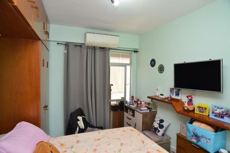 Apartamento à venda com 83m², 3 quartos e 1 vaga Apartamento à venda com 83m², 3 quartos e 1 vagaSuíte