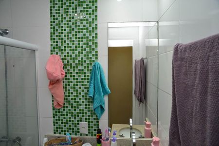 Apartamento à venda com 83m², 3 quartos e 1 vaga Apartamento à venda com 83m², 3 quartos e 1 vagaBanheiro Social