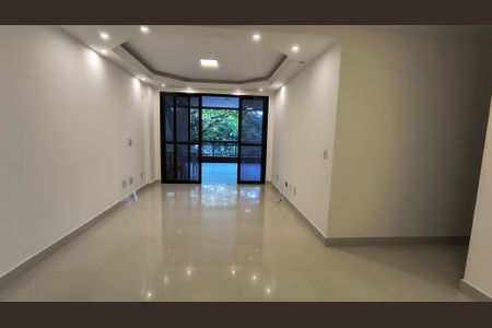 Apartamento para alugar com 110m², 2 quartos e 2 vagas Apartamento para alugar com 110m², 2 quartos e 2 vagasSala