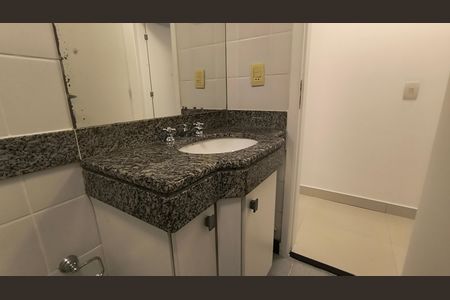 Apartamento para alugar com 110m², 2 quartos e 2 vagas Apartamento para alugar com 110m², 2 quartos e 2 vagasBanheiro Social