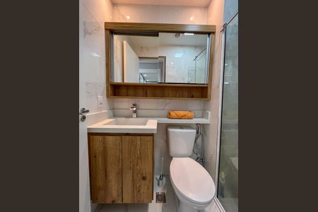 Apartamento para alugar com 40m², 2 quartos e 1 vaga Apartamento para alugar com 40m², 2 quartos e 1 vagaBanheiro