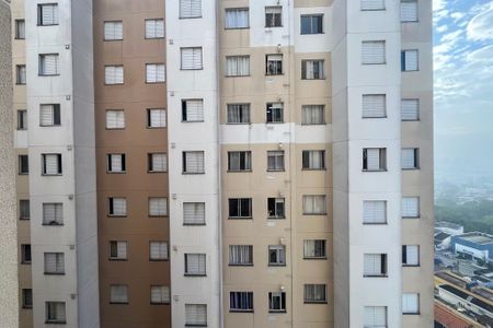 Vista da Sala de apartamento para alugar com 2 quartos, 40m² em Jardim Santa Emilia, São Paulo