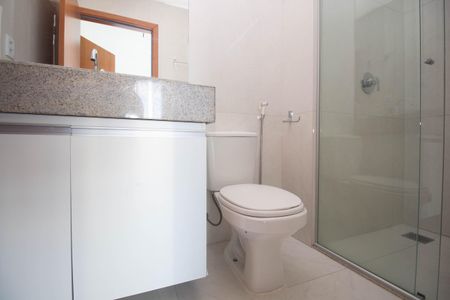 Banheiro da Suíte de apartamento para alugar com 1 quarto, 39m² em Shcgn 703, Brasília